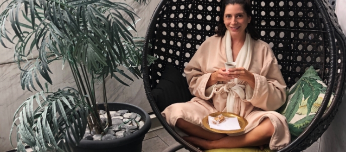 What to Wear to a Sauna: The Dos and Don’ts